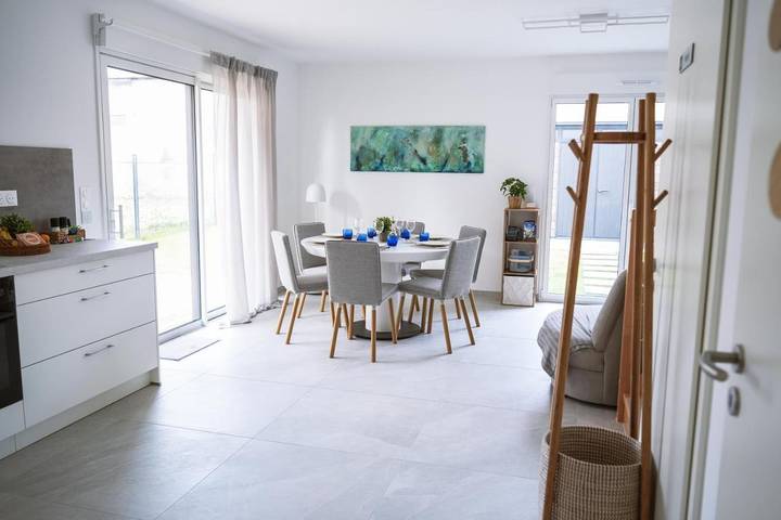 Gîte pour 6 personnes, avec terrasse et jardin à Roppenheim