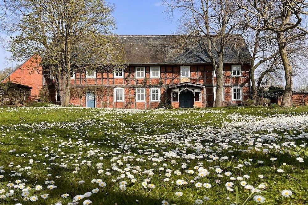 Ganze Wohnung, Ferienwohnung hinterm Elbdeich in Wahrenberg, Aland