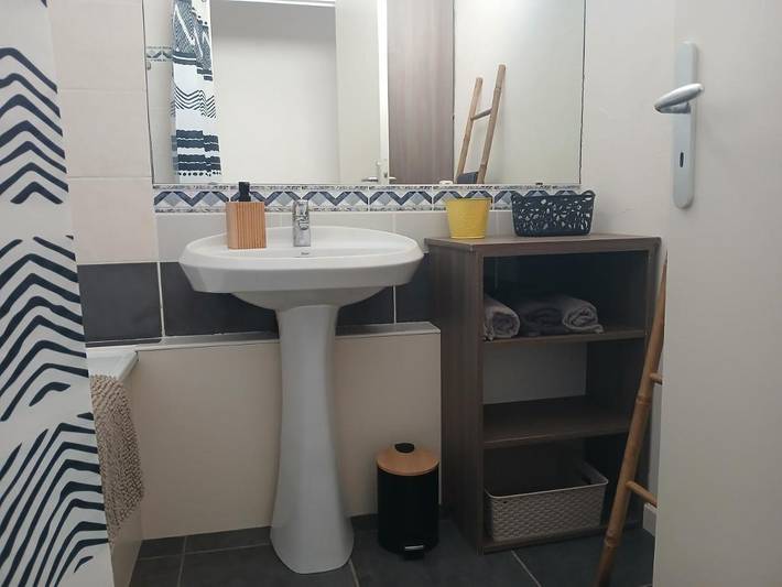 Gîte pour 4 personnes, avec balcon et vue à Meythet - 3