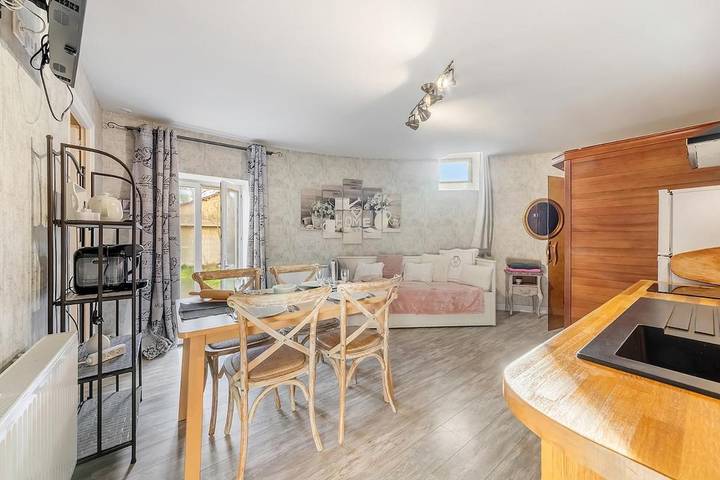 Location de vacances pour 3 personnes, avec Sauna à Chavagne