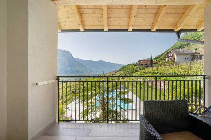 Appartement entier, Appartement 'Bacchushof Lagrein' avec vue sur les montagnes, Wi-Fi et climatisation in Termeno sulla Strada del Vino, Massif de Non