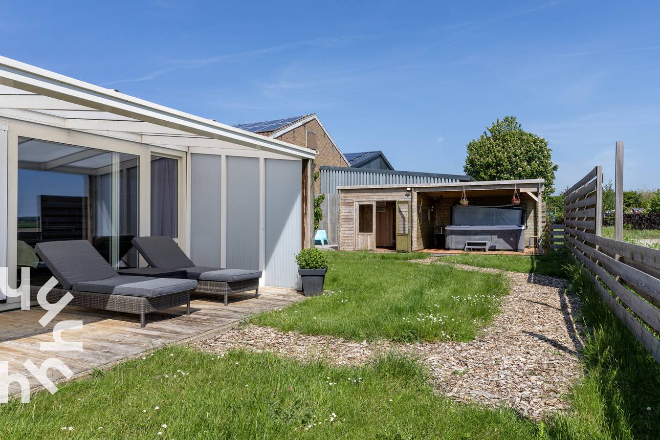 Komfortables Studio für 2 Personen mit Sauna und Spa im Freien in Kraggenburg, Flevoland in Ijsselmeer