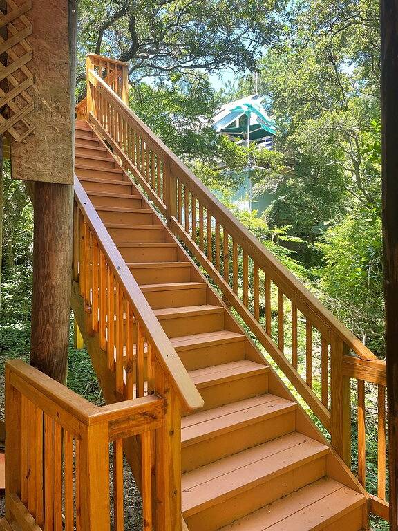 Beautiful 3 bedroom house minutes from the beach and First Landing State park in Virginia Beach