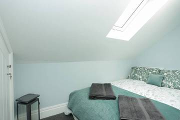 Holiday Home for 9 People in Broadstairs, Kent, Photo 4