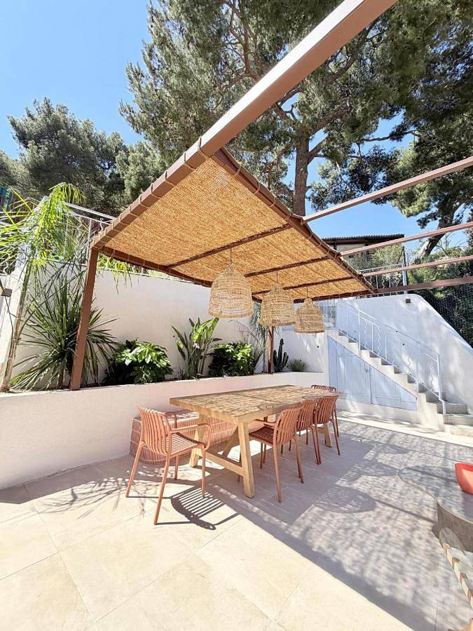 Gîte pour 6 personnes, avec vue et jardin dans Niolon - 4