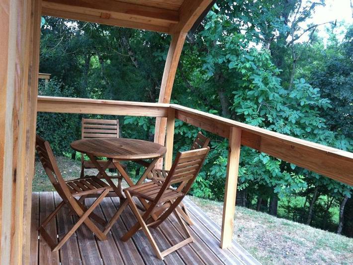 Location de vacances pour 2 personnes, avec terrasse et piscine dans Lacs (La Châtre) - 2