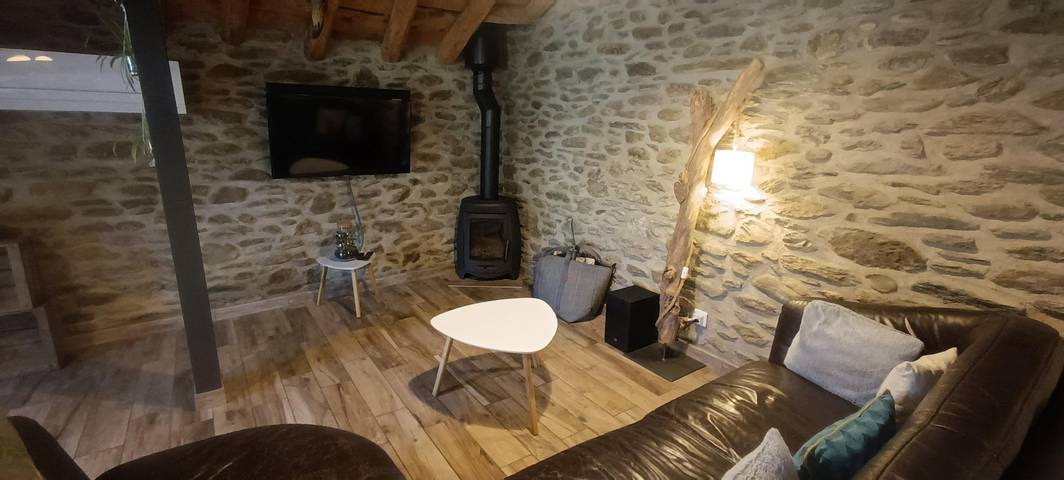 Gîte pour 6 personnes, avec jardin à Osséja