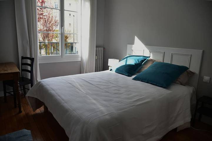 Appartement entier, Logement lumineux et spacieux en centre ville in Caen, Région de Caen