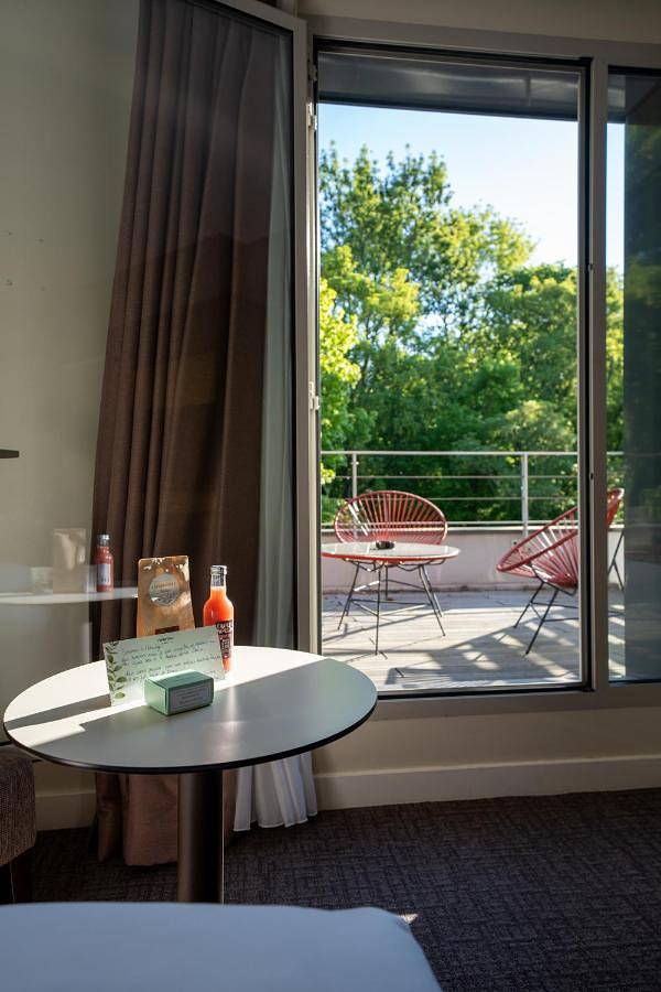 Hôtel pour 2 personnes, avec Terrasse ainsi que Jardin et Sauna à Meudon - 3