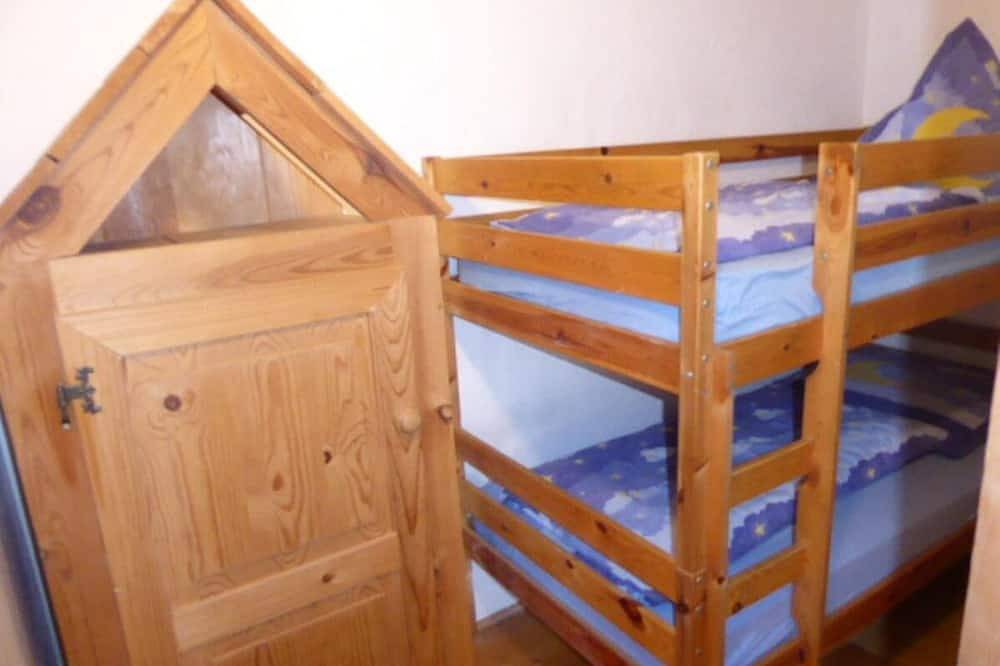 Ganze Wohnung, Liebevoll eingerichtete Ferienwohnung mit voll ausgestatteter Küche in Berching, Ostbayern