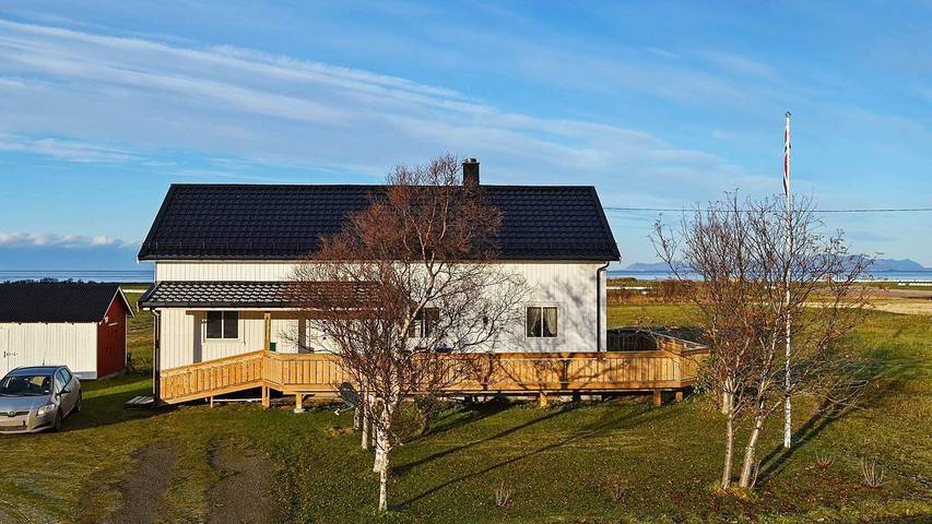 Ferienhaus für 11 Personen, mit Garten und Whirlpool auf den Lofoten - 2