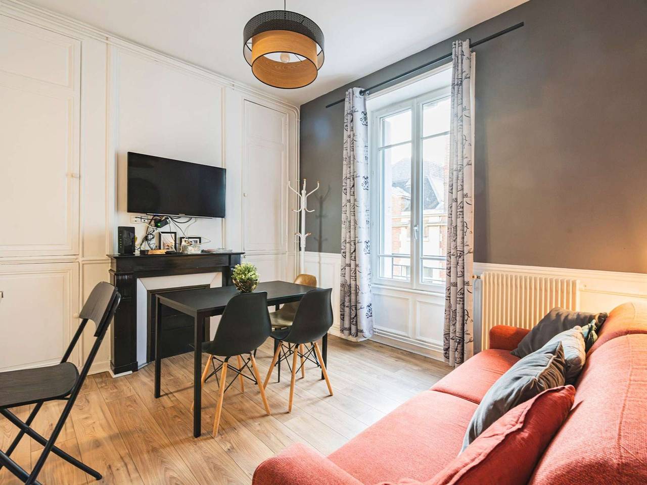 Apartamento entero, Apartamento Luminoso en el Centro con Wi-Fi en Reims in Reims, Marne