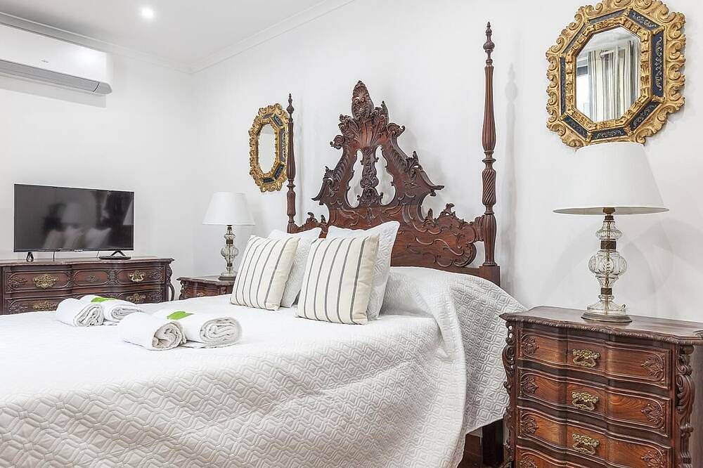 Apartamento entero, Casa De La Luz apt 6 -Elegante Casco Antiguo 2Px wifi tv ac in Casco Antiguo, Sevilla