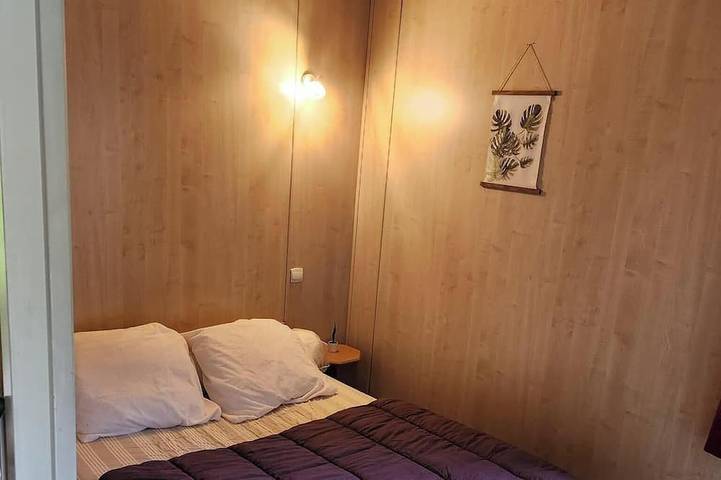 Gîte pour 6 personnes, animaux acceptés à La Chapelle-Taillefert - 2