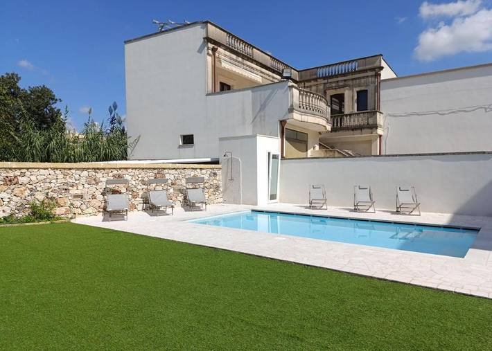 Appartamento per 9 persone, con Terrazza e Giardino nonché Piscina a Muro Leccese