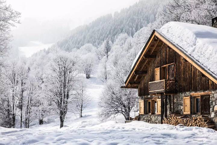 Chalet for 10 people, with balcony in Méribel