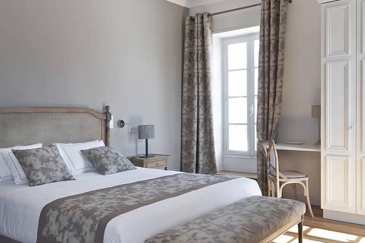 Gîte pour 13 personnes, avec balcon/terrasse et terrasse à Lignan-de-Bordeaux - 3