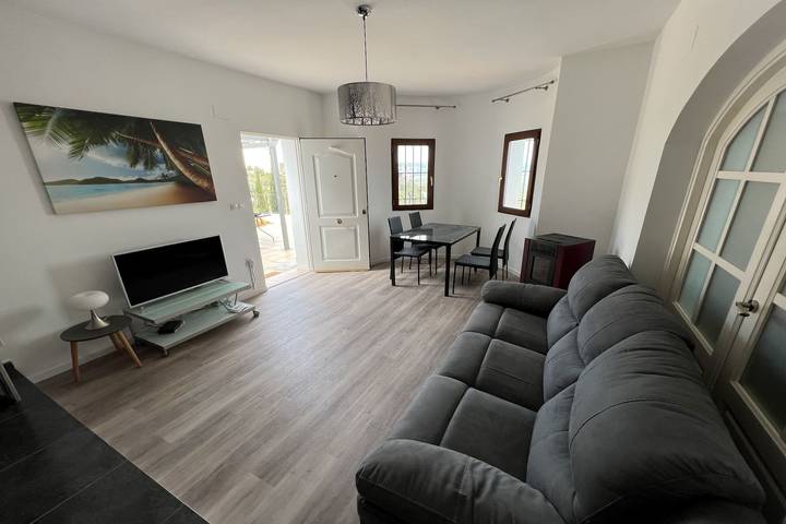 Location de vacances pour 8 personnes, avec terrasse et jardin, animaux acceptés à Pego - 3