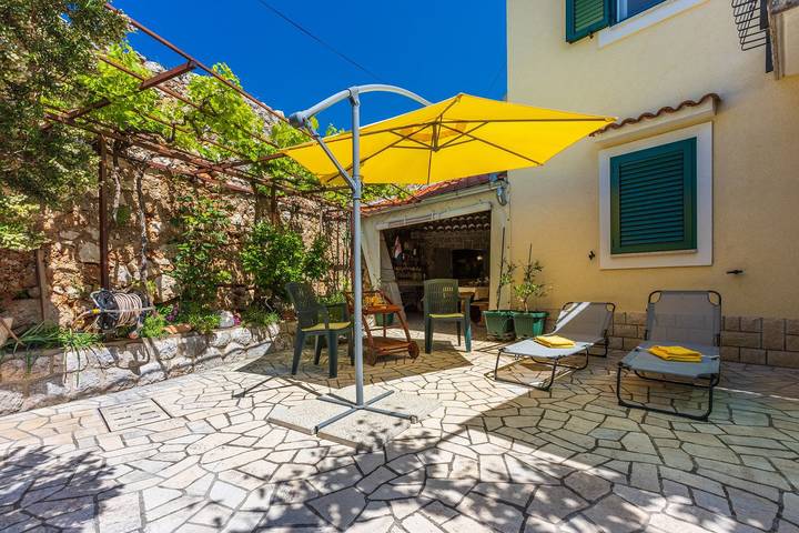 Ferienhaus für 4 Personen, mit Terrasse und Garten, mit Haustier in Kvarner Bucht - 3