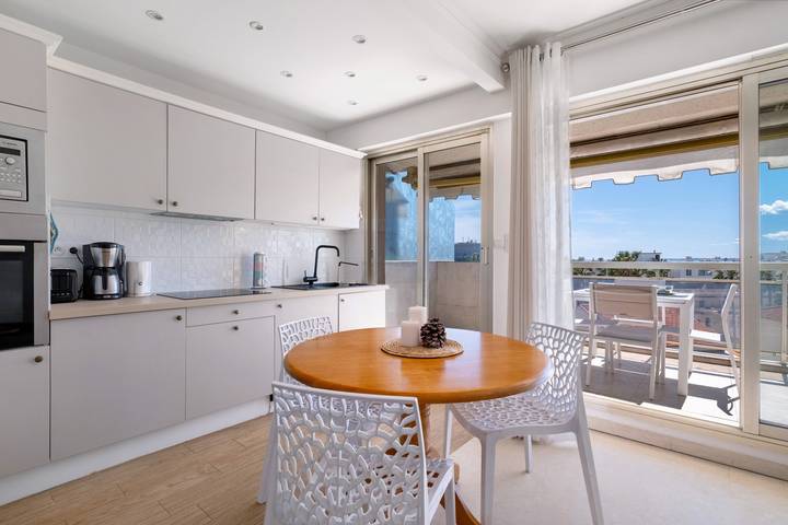 Ferienwohnung für 2 Personen, mit Balkon in Antibes