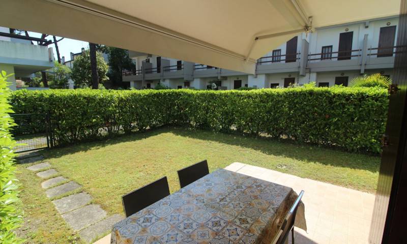 Ferienhaus für 5 Personen, mit Balkon/Terrasse und Garten sowie Ausblick in Lignano Pineta - 2