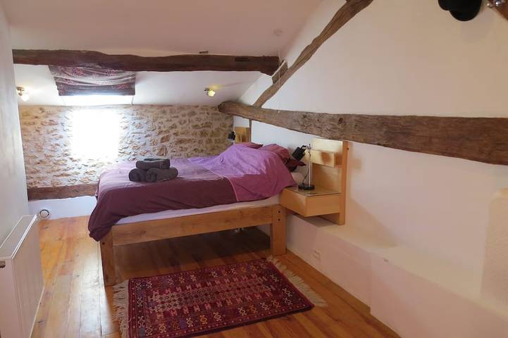 Gîte pour 7 personnes, avec jardin et piscine à La Rochebeaucourt-et-Argentine - 3