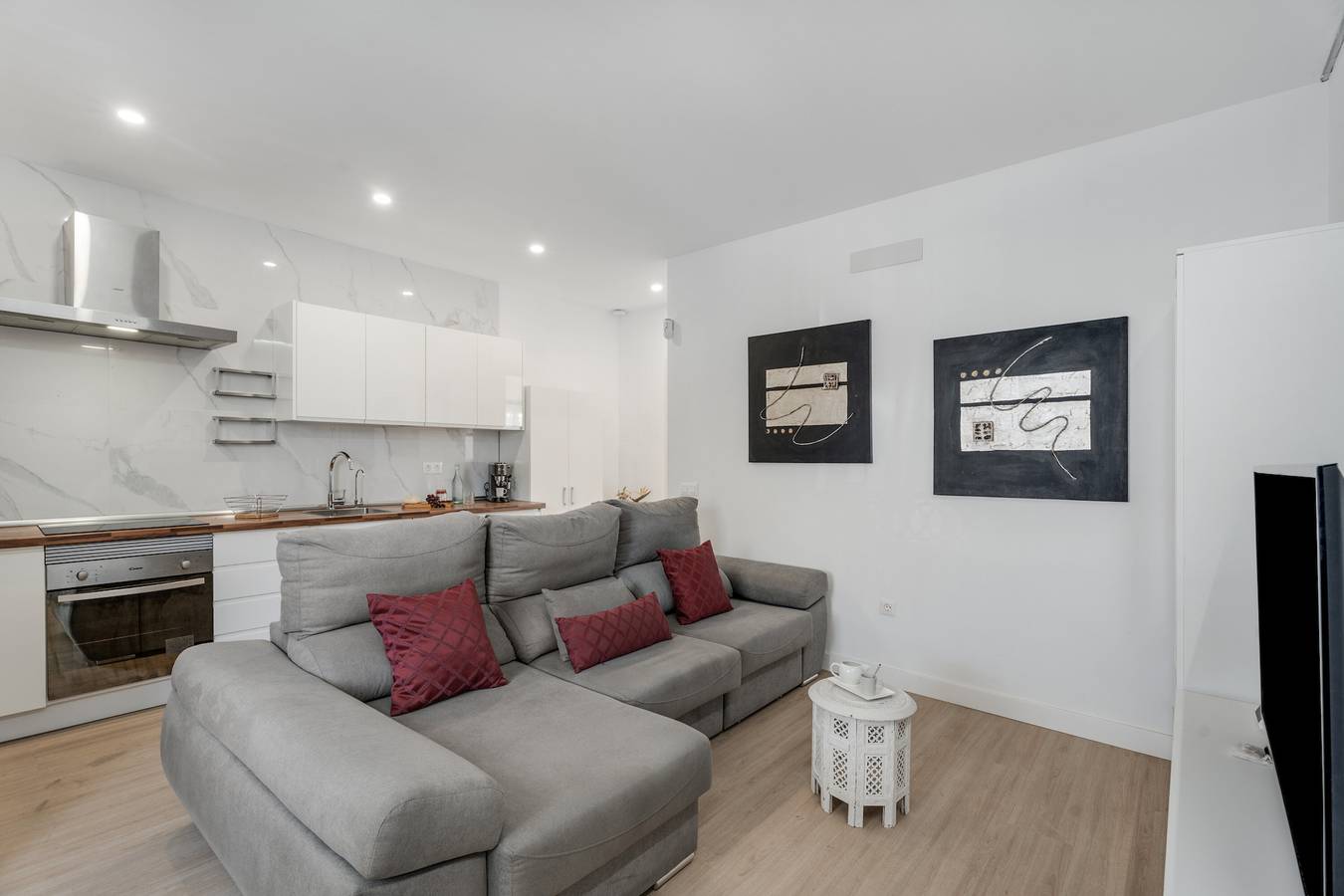 Ganze Wohnung, Ferienwohnung 'Sun Garden' mit Bergblick, privater Terrasse und Wlan in San Eugenio Alto, Adeje