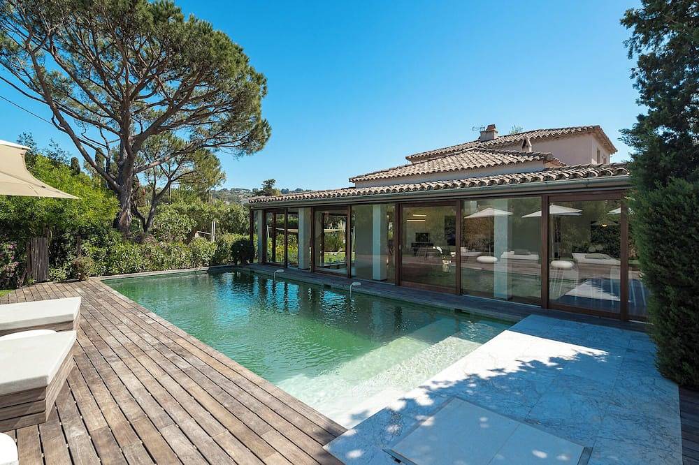 Beautiful villa in Tahiti Plage in Pampelonne, Ramatuelle