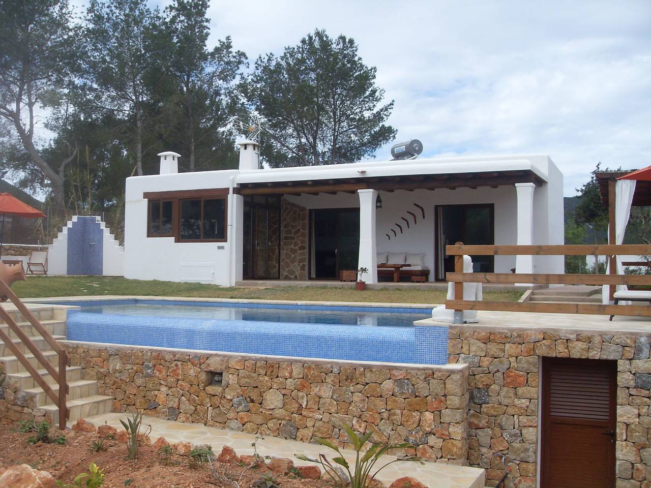 Bonito chalet con piscina in Cala San Vicente, San Juan Bautista