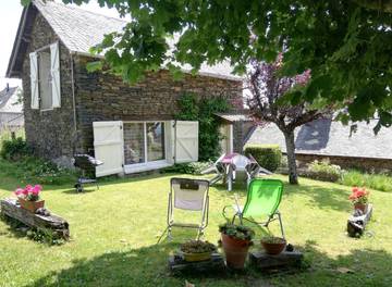 Gîte pour 3 personnes, avec jardin à Donzenac