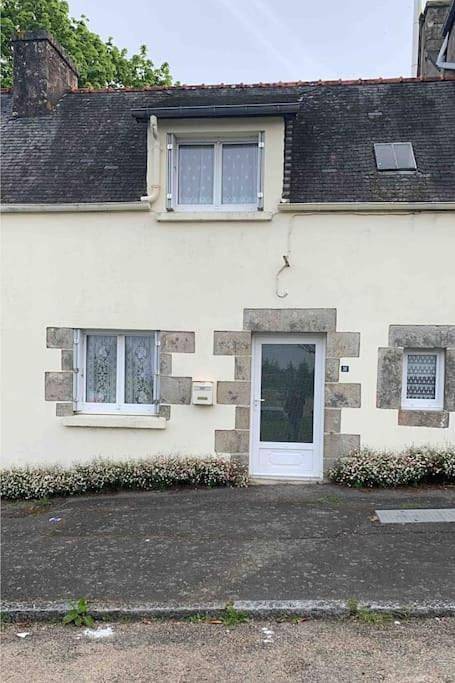 Location de vacances pour 4 personnes, avec vue, animaux acceptés à Plounérin - 2