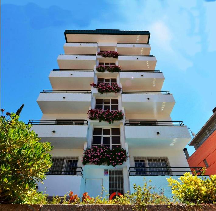 Maison d’hôte, avec Terrasse ainsi que Jardin et Piscine à Lloret de Mar