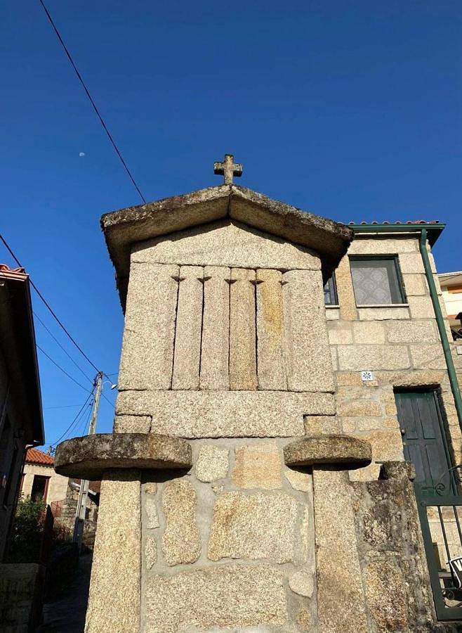 Location de vacances pour 2 personnes, avec terrasse et vue, animaux acceptés dans Soajo - 2