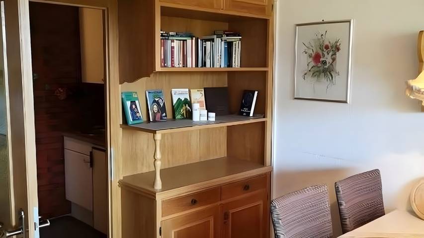 Ολόκληρο το διαμέρισμα, Apartment with Swimming Pool, Mountain Views, Balcony and Wi-Fi in Mittelkärnten