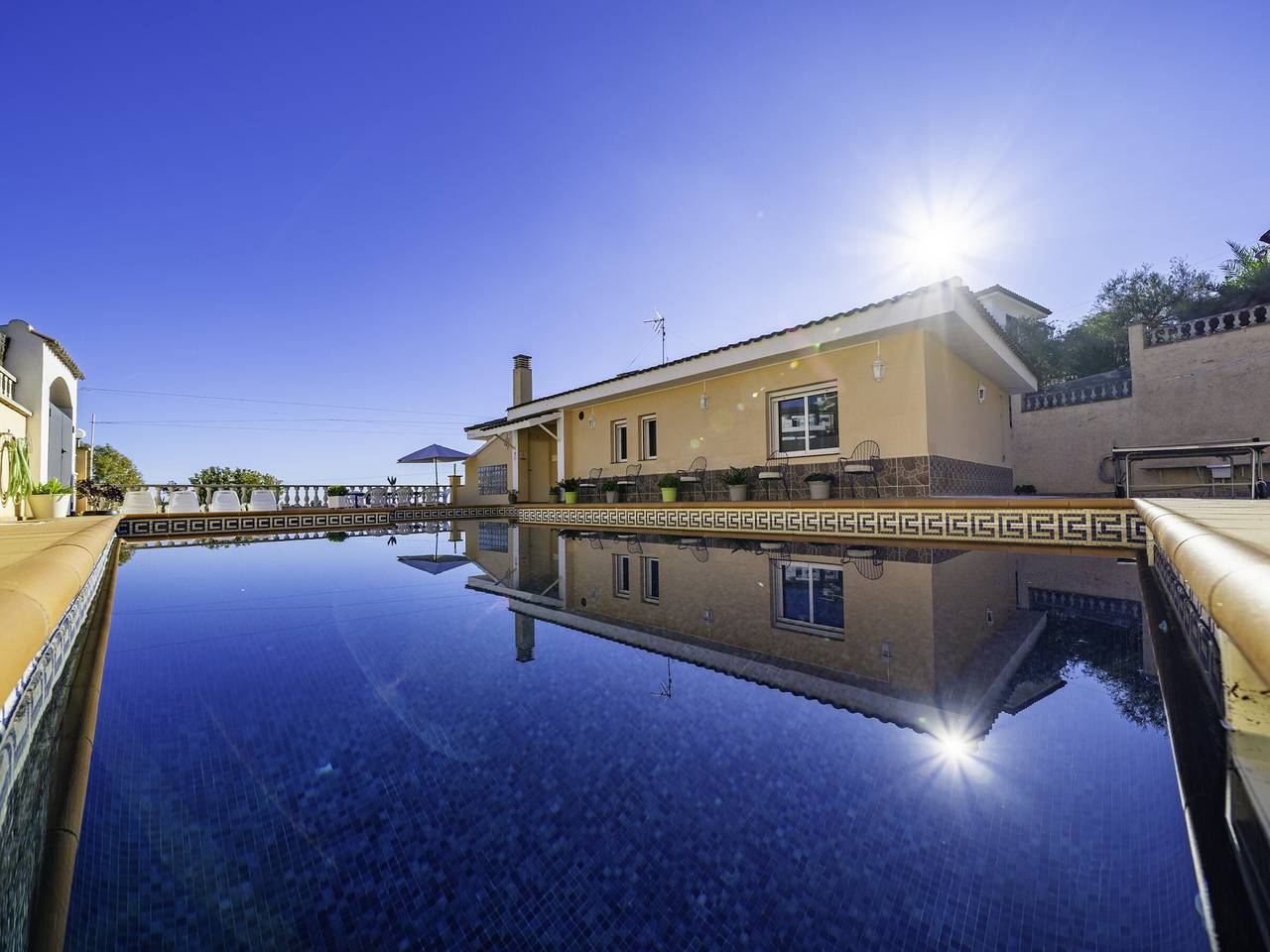 Appartement familial 4 chambres, piscine privée et Wi-Fi à Sant Cebrià de Vallalta in Sant Cebrià de Vallalta, Costa del Maresme