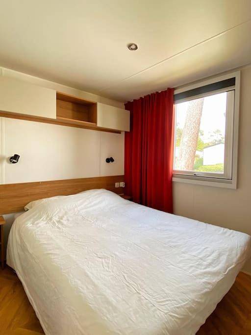Three-Bedroom Chalet in Lège-Cap-Ferret, Région d'Arcachon