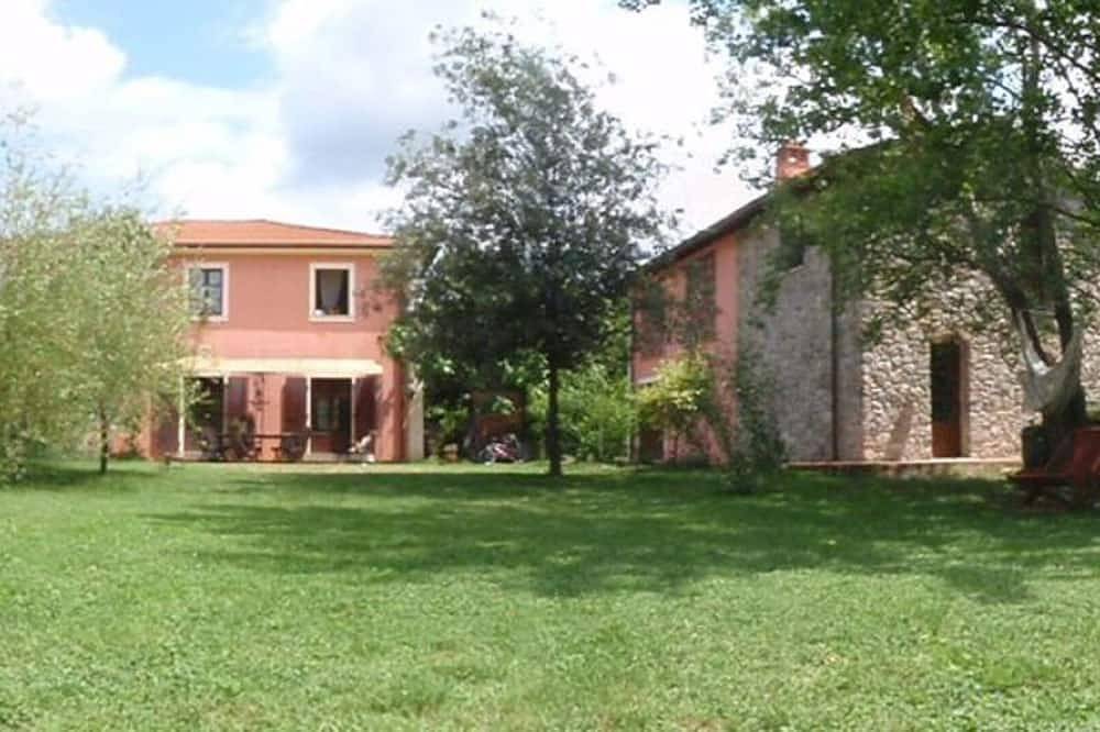 Casa vacanza a Lunigiana a partire da 197€ a notte