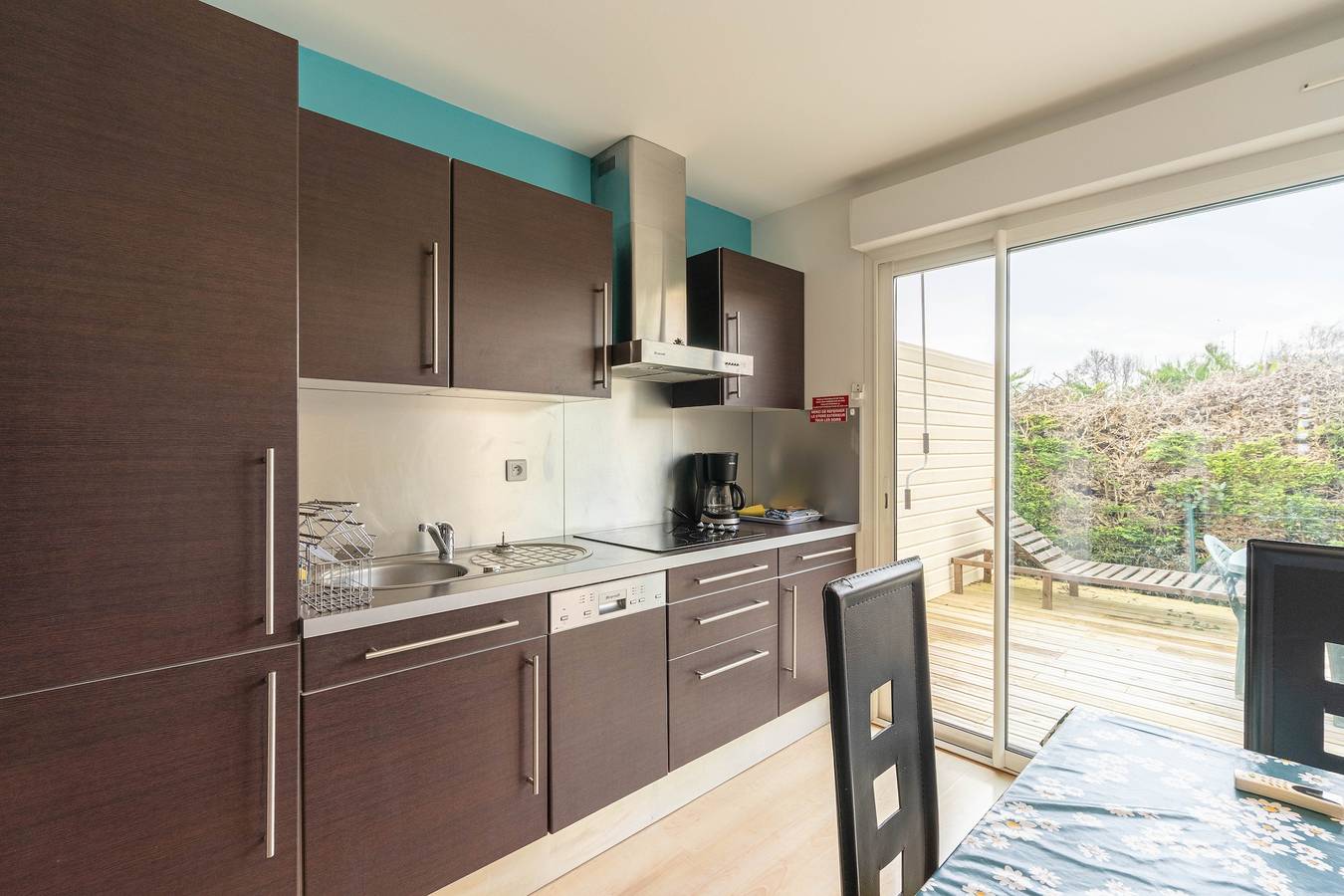 Appartement entier, Appartement 'Le Clos Du Champ De L'Amour - Ile D'Aix' avec piscine privée, Wi-Fi et climatisation in Saint-Simon-de-Bordes, Région de Jonzac