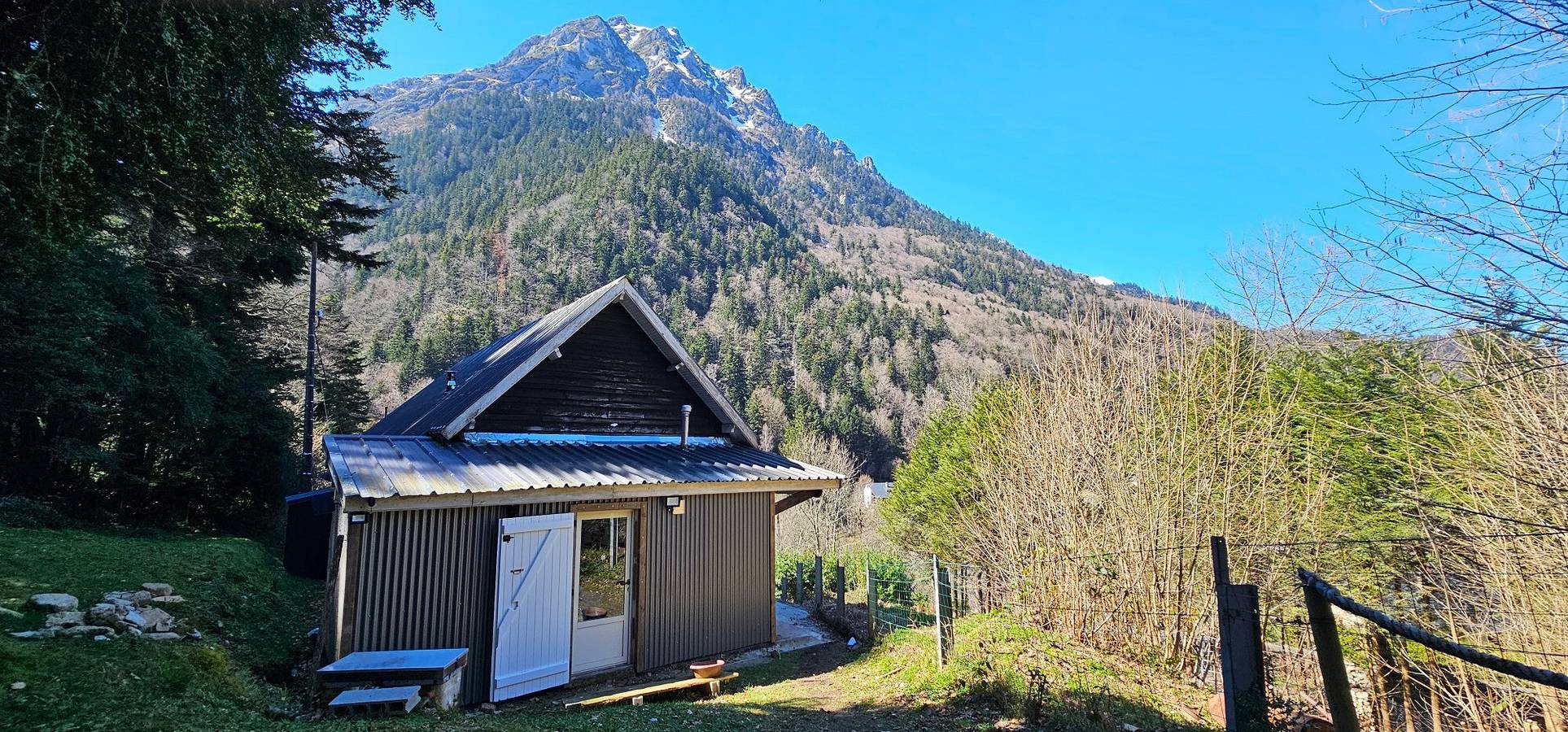 Chalet Ensemble – Mountain Retreat at the Foot of the Pyrenees National Park in Gabas, Laruns