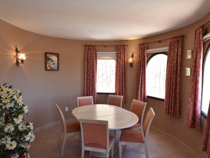 Casa rural para 6 personas, con jardín además de piscina y terraza, Familias con niños en Provincia de Alicante - 4