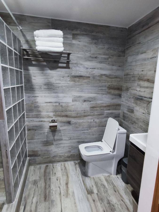 Location de vacances pour 6 personnes, avec piscine et jardin dans Paea - 3