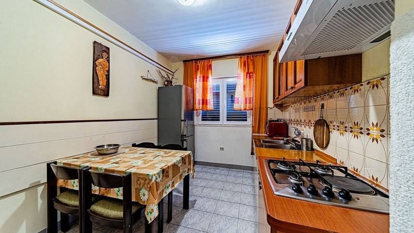 Gîte pour 5 personnes à Drače - 2