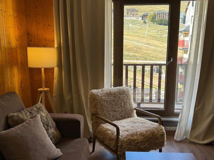 Apartamento para 4 personas, con vistas y balcón en Encamp