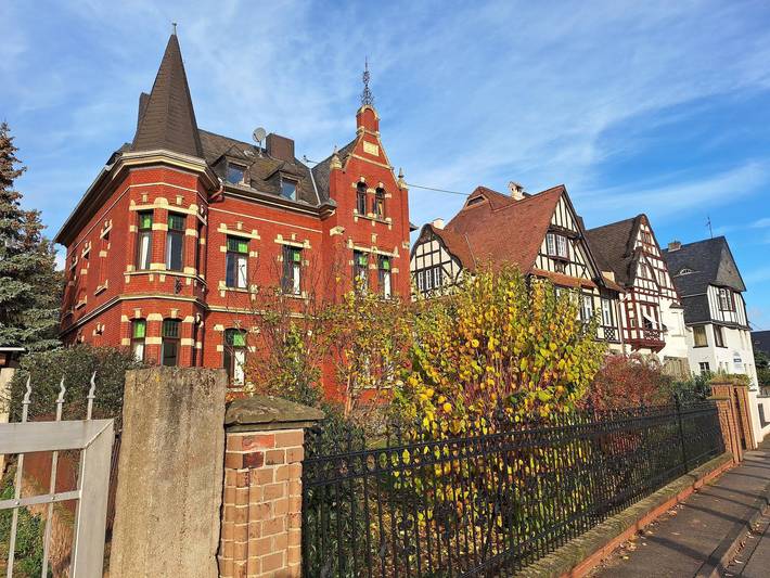 Ferienwohnung für 3 Personen, mit Terrasse und Garten, kinderfreundlich in Koblenz