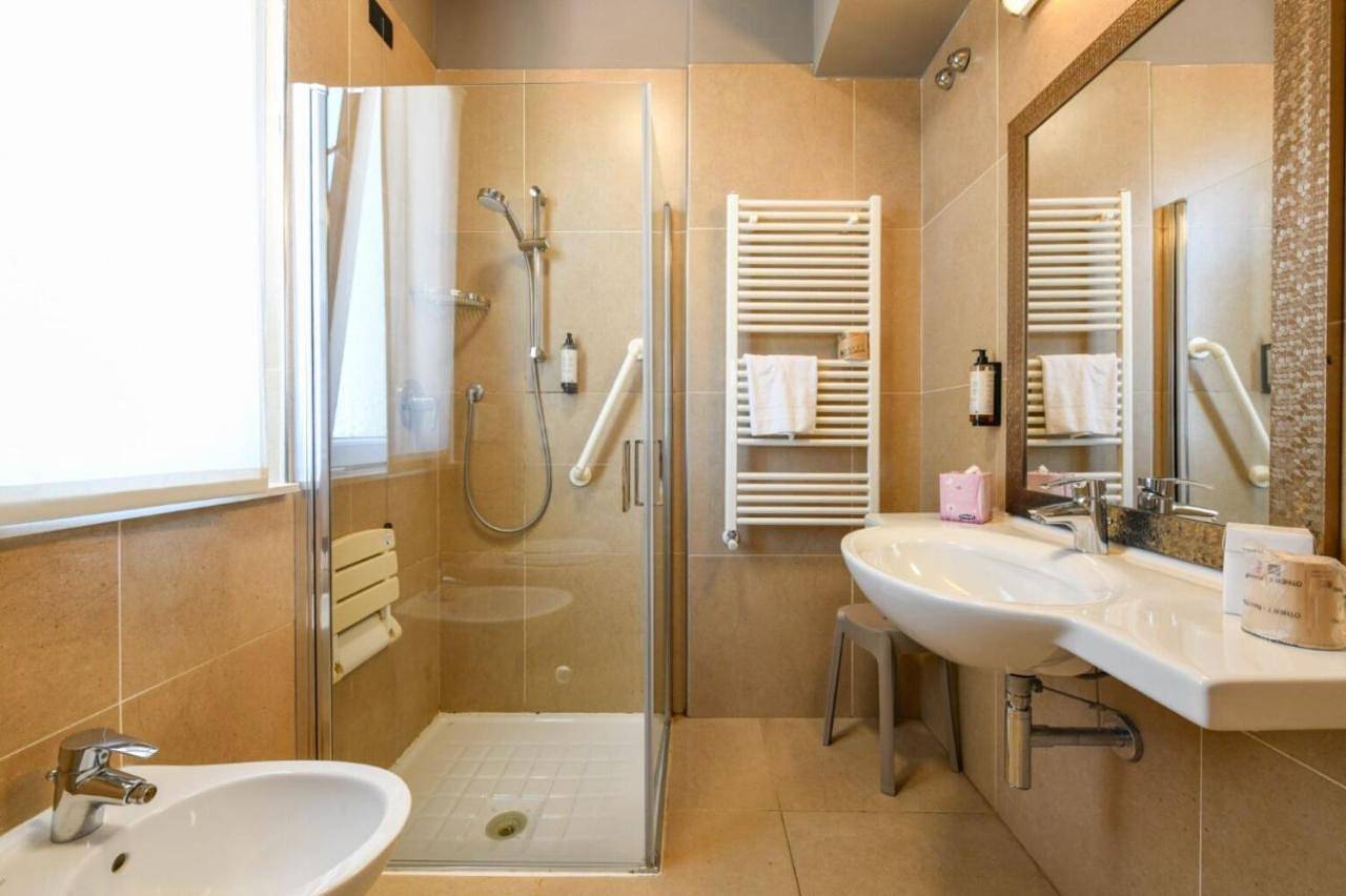 Best Western Hotel Arya in Colombare, Sirmione