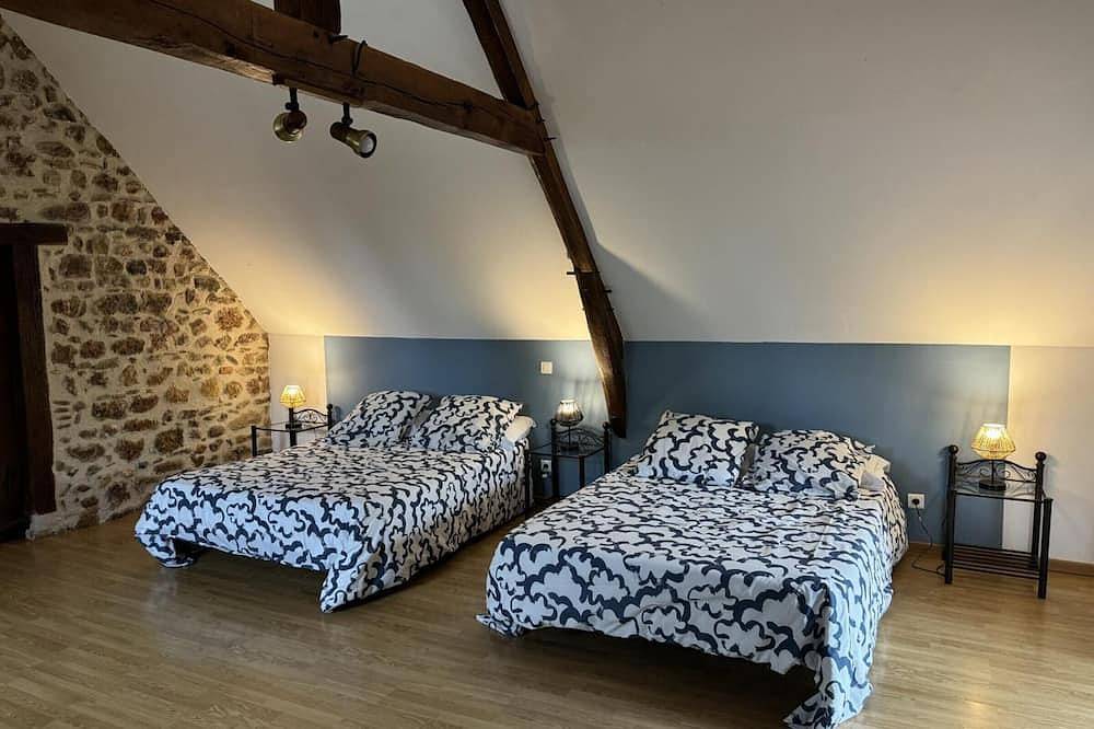Renoviertes Bauernhaus, Haustiere erlaubt, nahe dem Cher in Haut-Bocage, Montluçon und Umgebung