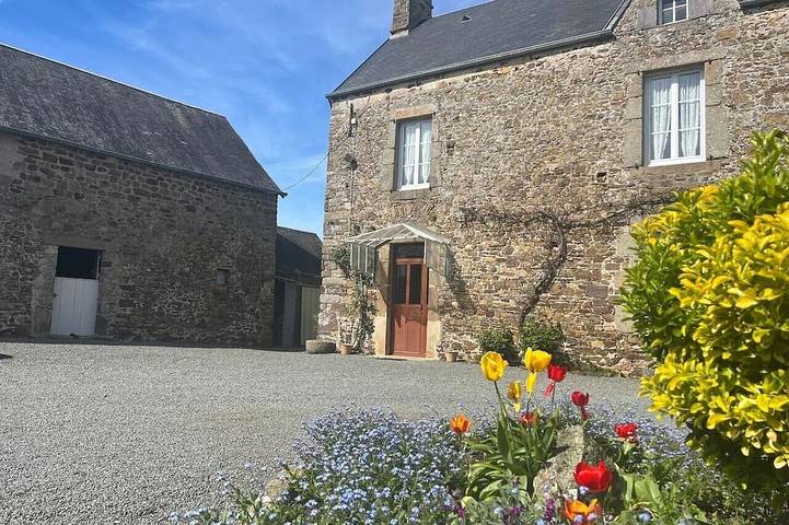 Location de vacances pour 5 personnes, avec jardin à Boisroger
