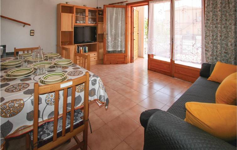 Location de vacances pour 5 personnes, avec piscine et terrasse à Orba - 4