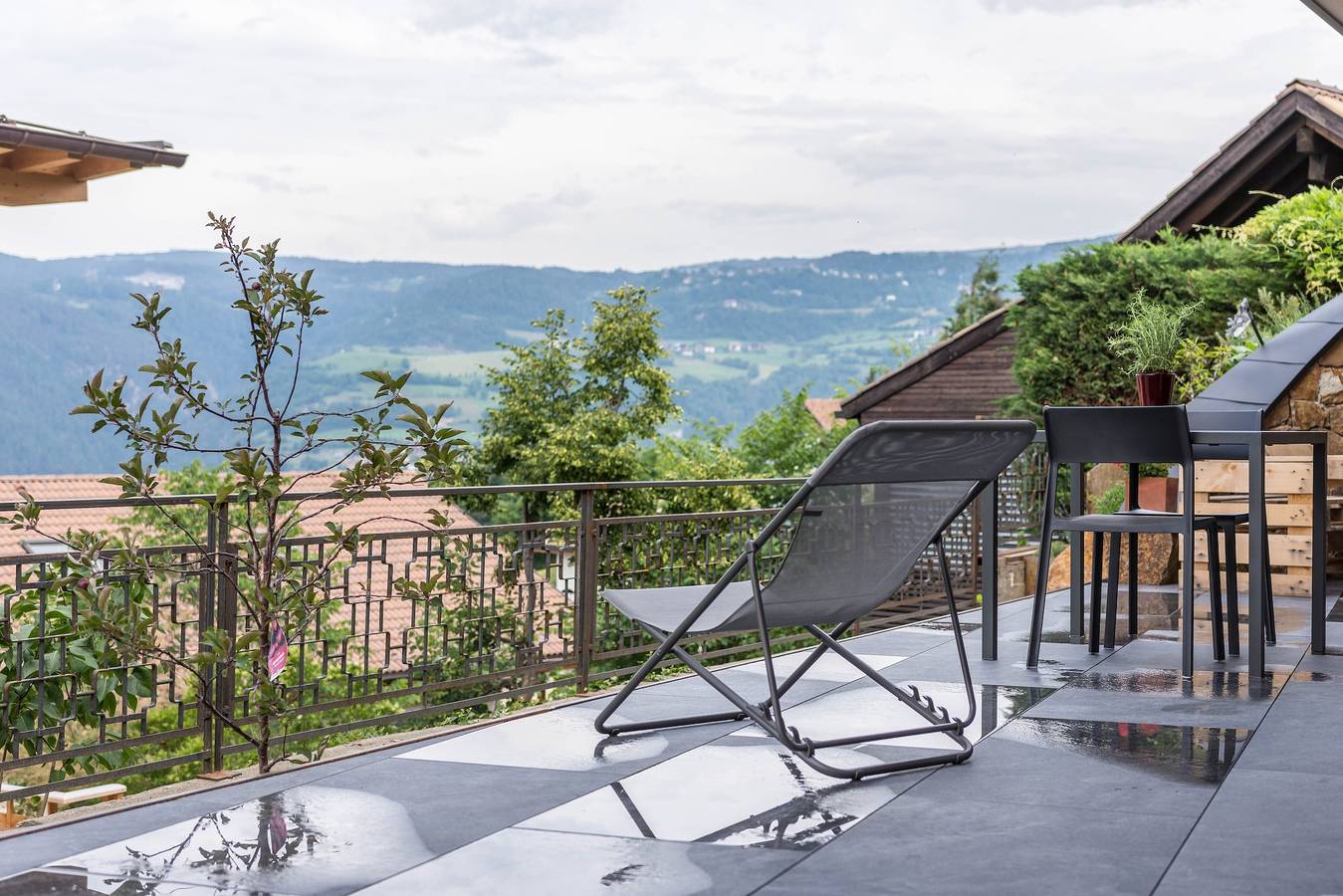 Ganze Wohnung, Aumia Ferienwohnung Rubin" mit Bergblick und Terrasse in Völs am Schlern, Dolomiti Superski