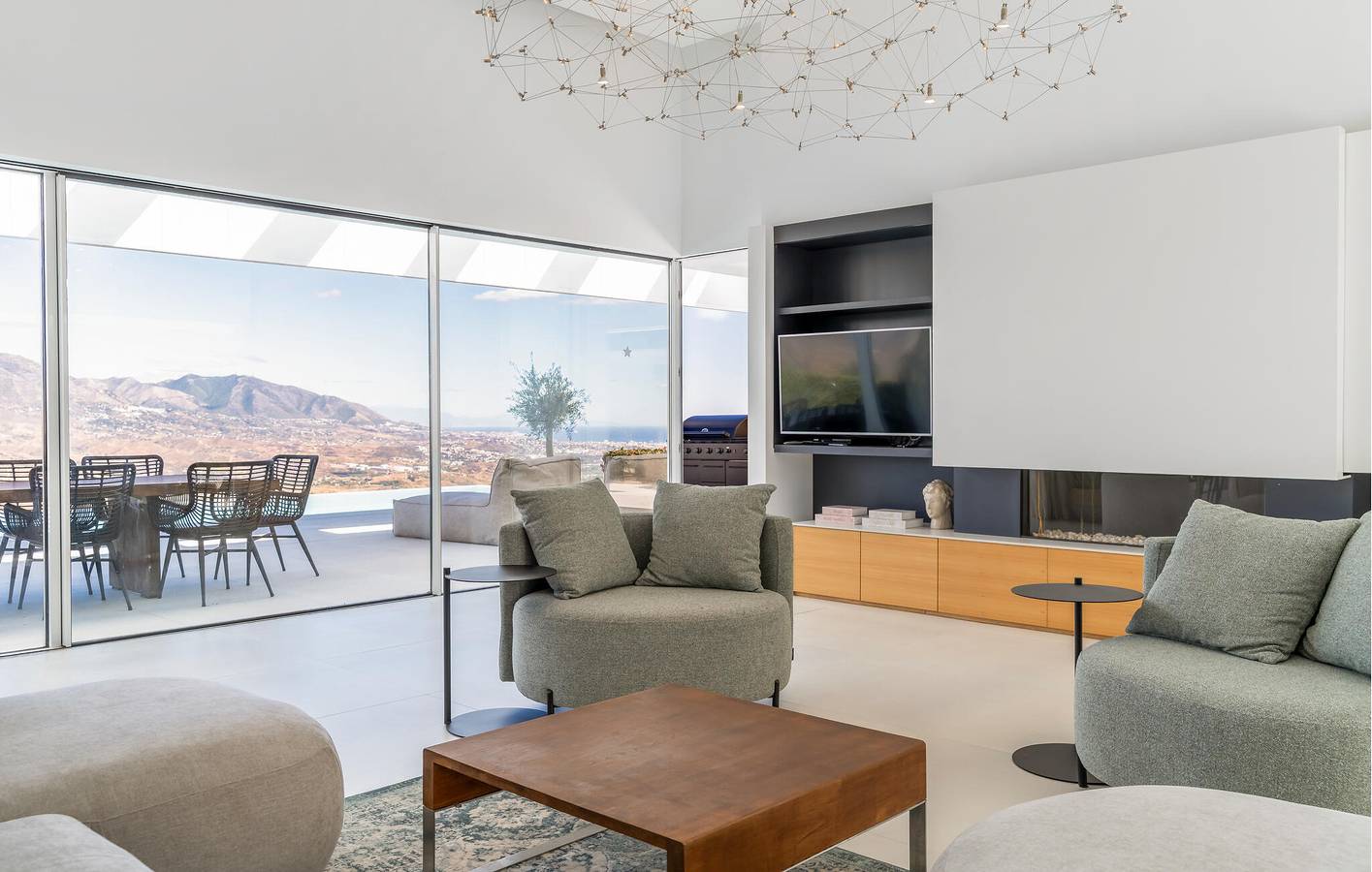 Appartement moderne avec garage, piscine, terrasse - 2km de la plage in Urbanizacion Las Jacarandas, Ojén